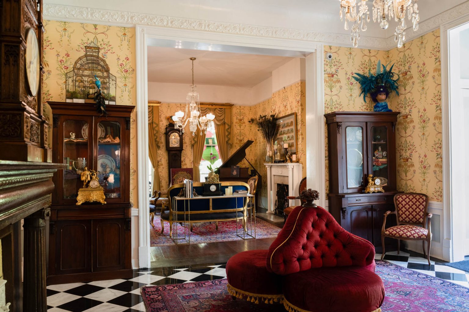 Interior foyer at local hotel in New Orleans