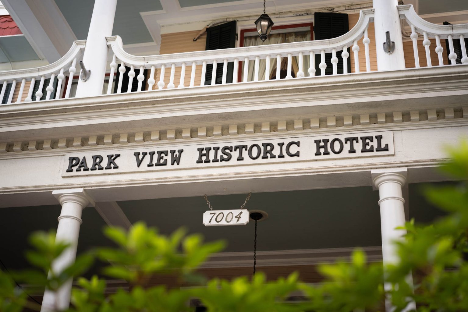 Front entrance sign that reads 'Park View Historic Hotel'